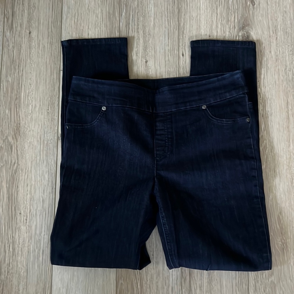 Chico’s 1 (size 8) Dark Denim Jeans